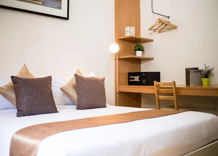 Anda Hotel 3*